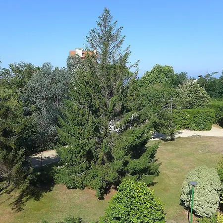 La Prairie *